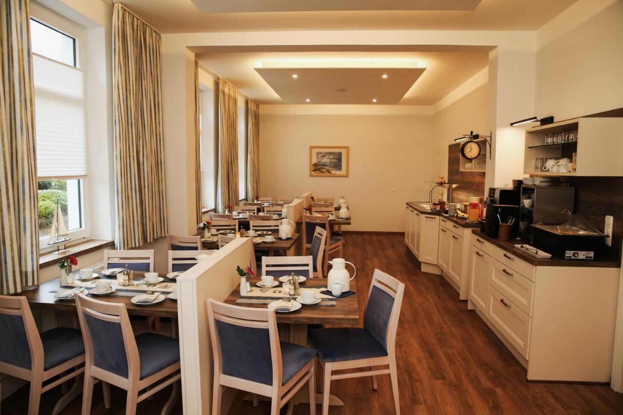 Hotel Esplanade Garni คูล็องสบอร์น ภายนอก รูปภาพ
