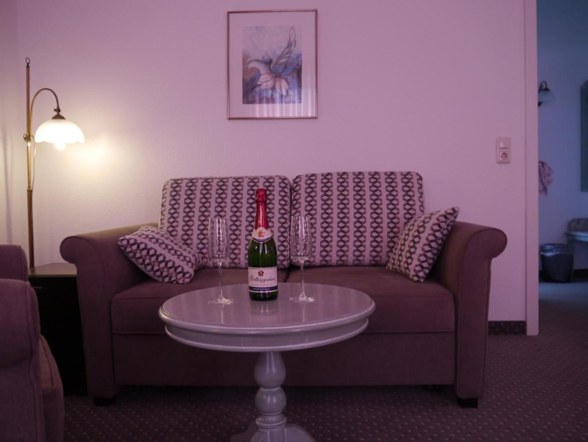 Hotel Esplanade Garni คูล็องสบอร์น ภายนอก รูปภาพ